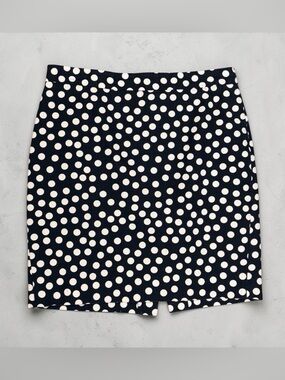 J.Crew Pencil Skirt Black & White Polka Dot | Size 6P | Classic Chic